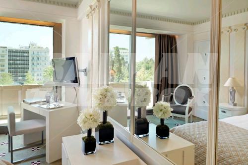почивка в NJV Athens Plaza