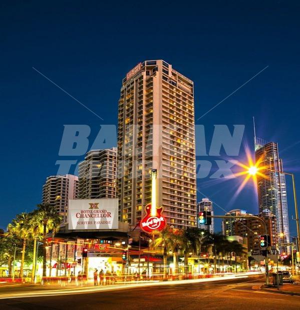 почивка в  Grand Chancellor Surfers Paradise