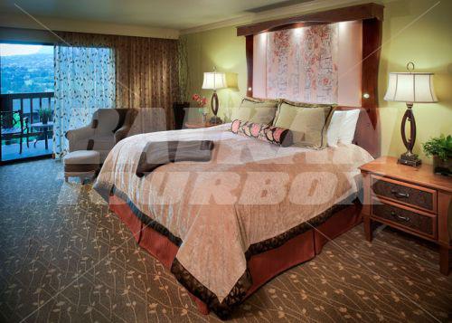 почивка в Cheyenne Mountain Ranch