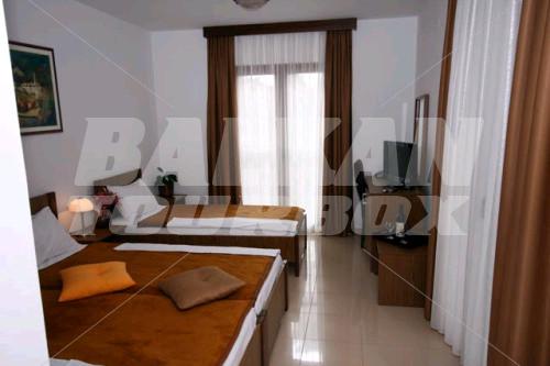 holiday in Butua Apartments