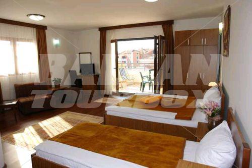 holiday in Butua Apartments