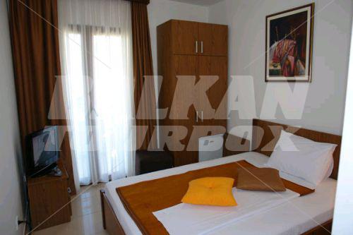 holiday in Butua Apartments