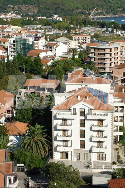 holiday in Butua Apartments