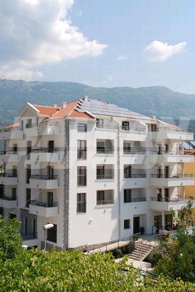 holiday in Butua Apartments