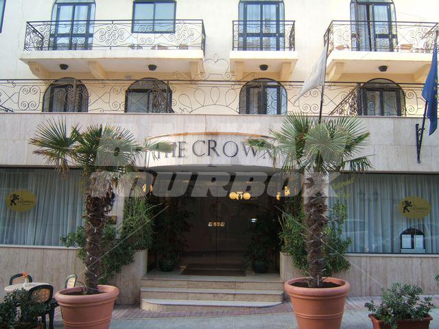 почивка в  Crown