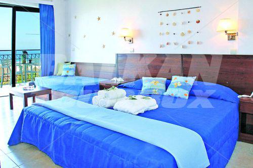 holiday in Arminda