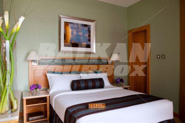 почивка в Golden Sands Hotel Apartments
