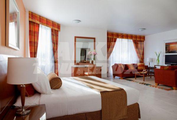 почивка в Golden Sands Hotel Apartments
