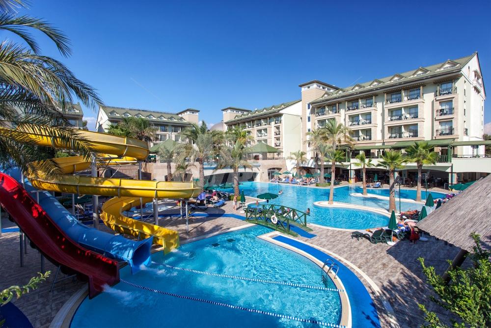 holiday in Alva Donna Beach Resort Comfort