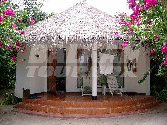 почивка в Velidhu Island Resort