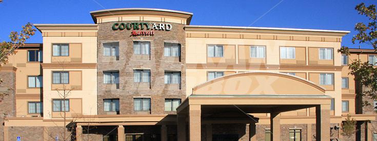 почивка в  Courtyard Des Moines West/Jordan Creek