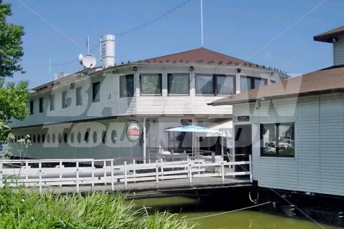 holiday in Botel Lisa