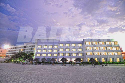 почивка в Flamingo Cancun