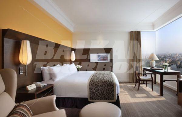 почивка в Sofitel Plaza
