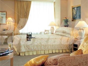 почивка в Sofitel Plaza