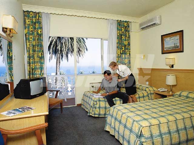 holiday in Sirocco