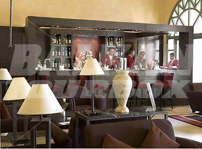 почивка в Alhambra Thalassa
