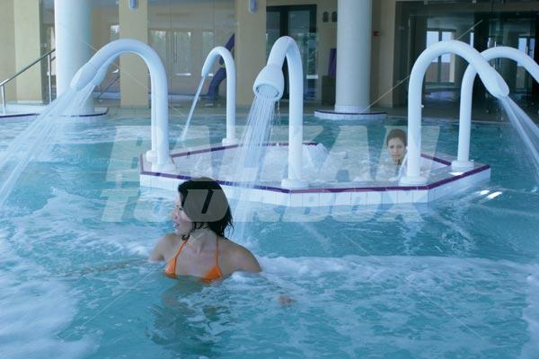 почивка в Alhambra Thalassa