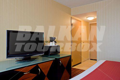 почивка в Holiday Inn Downtown Long Beach