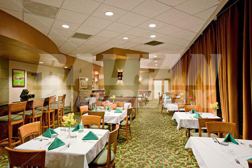 почивка в Holiday Inn Downtown Long Beach