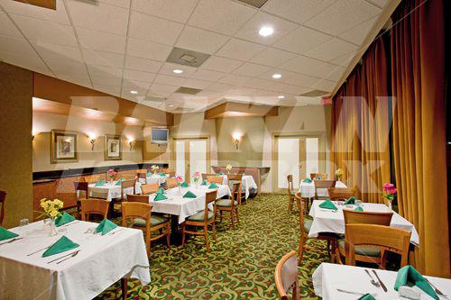 почивка в Holiday Inn Downtown Long Beach