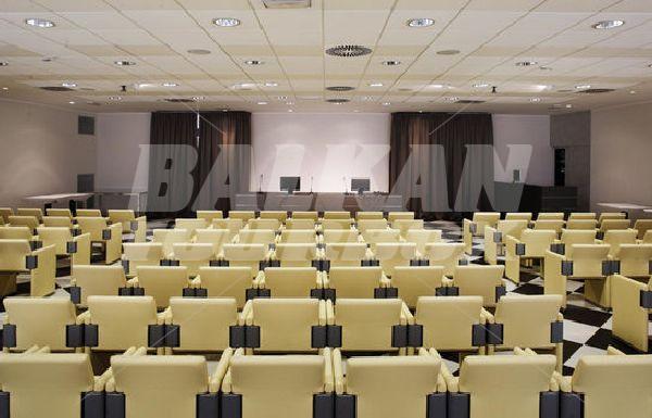 почивка в Yes Hotel Touring