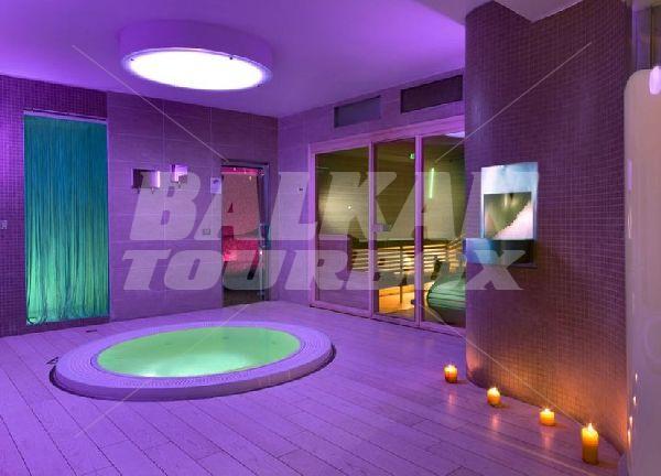 почивка в Yes Hotel Touring