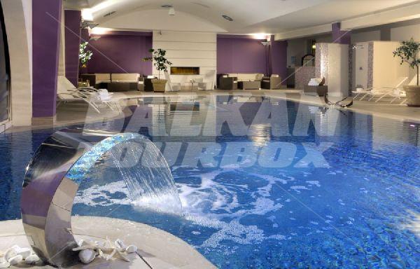 почивка в Yes Hotel Touring
