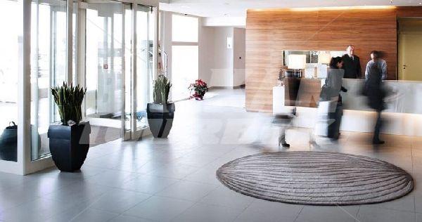 почивка в Yes Hotel Touring