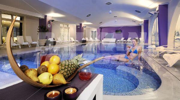 почивка в Yes Hotel Touring