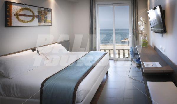 почивка в Yes Hotel Touring