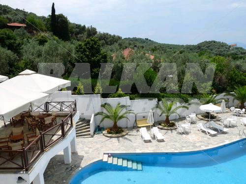 holiday in Seralis