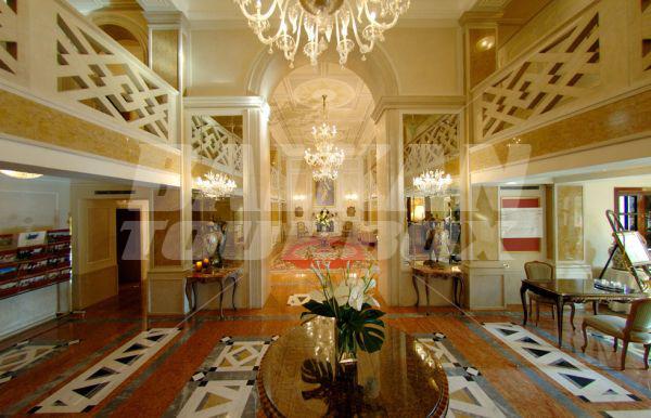 почивка в Luna Baglioni