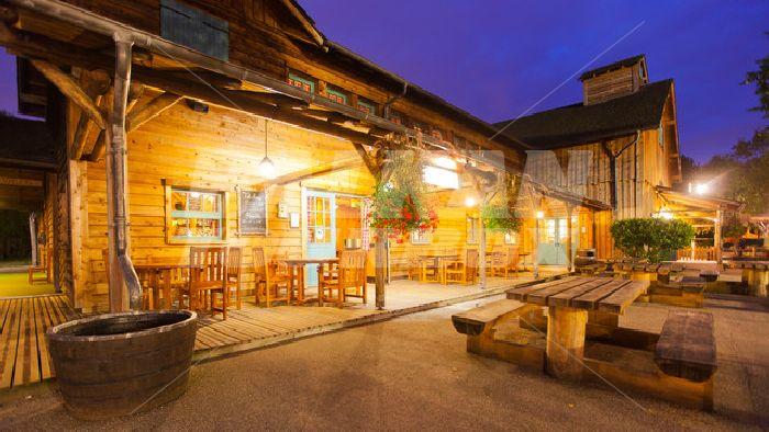 почивка в Disney's Davy Crockett Ranch