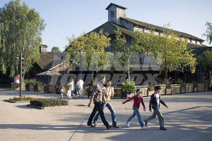 почивка в Disney's Davy Crockett Ranch