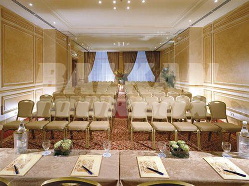 почивка в NH Jolly Hotel Lotti