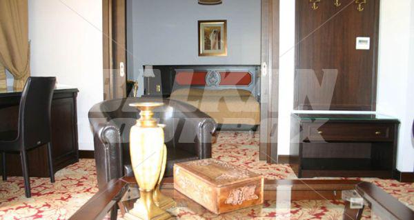 holiday in Kouros