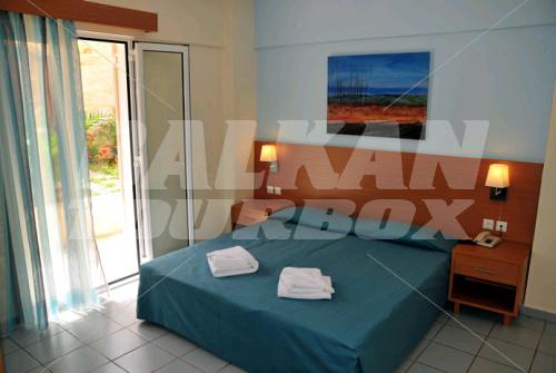 holiday in Acropolis Apartments