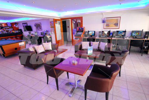 holiday in Acropolis Apartments