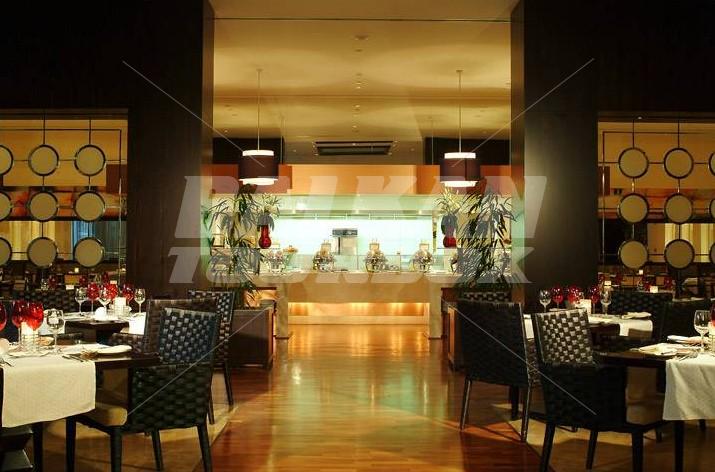 почивка в Novotel City Centre