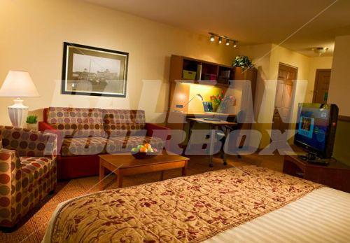 почивка в TownePlace Suites by Marriott Detroit Dearborn