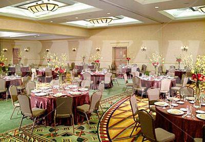 почивка в Nashville Airport Marriott