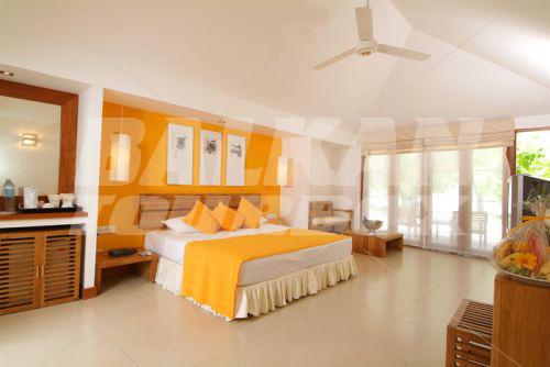 почивка в Adaaran Select Hudhuranfushi