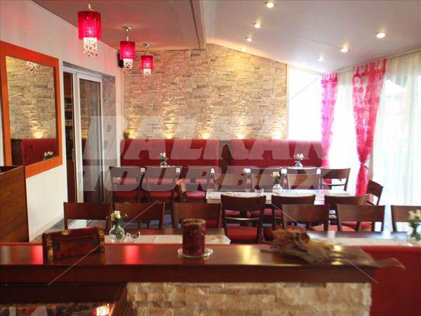 почивка в Mallas Hotel