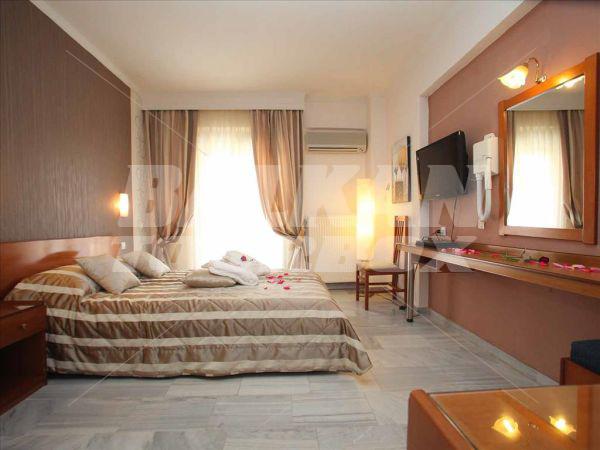 почивка в Mallas Hotel