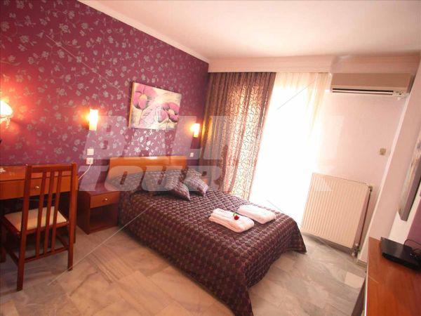 почивка в Mallas Hotel