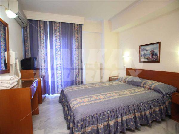 почивка в Mallas Hotel
