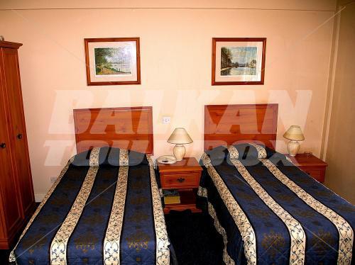 почивка в Discovery Inn Leeds