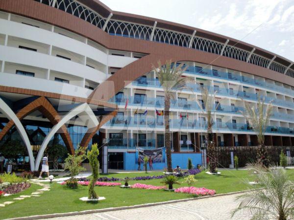 почивка в Granada Luxury Resort & Spa