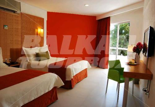 почивка в Ramada Cancun City